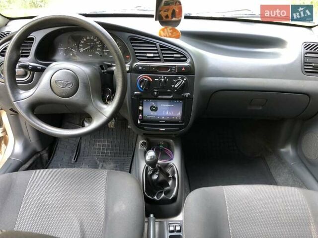 Деу Сенс 2003 у Одесі на Automoto.ua Бежевий Деу Сенс, об'ємом двигуна 1.3 л та пробігом 222 тис. км за 2200 $, фото 12 на Automoto.ua