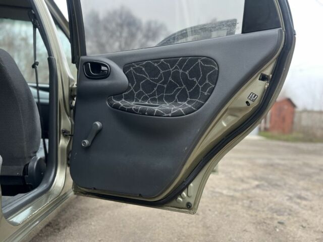 Бежевий Деу Сенс, об'ємом двигуна 1.5 л та пробігом 230 тис. км за 2800 $, фото 13 на Automoto.ua