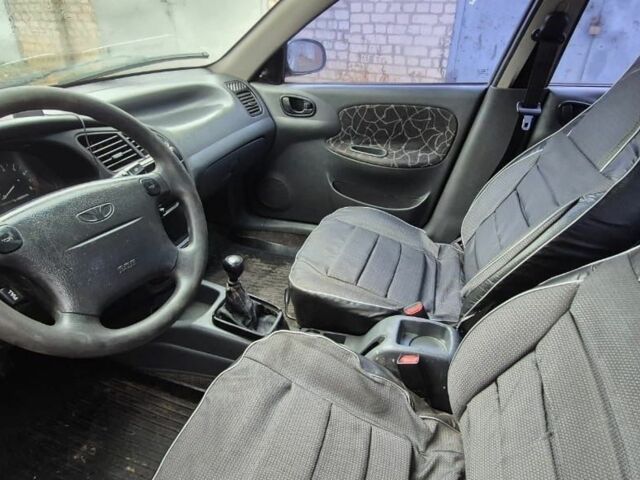 Бежевий Деу Сенс, об'ємом двигуна 1.6 л та пробігом 35 тис. км за 1000 $, фото 5 на Automoto.ua