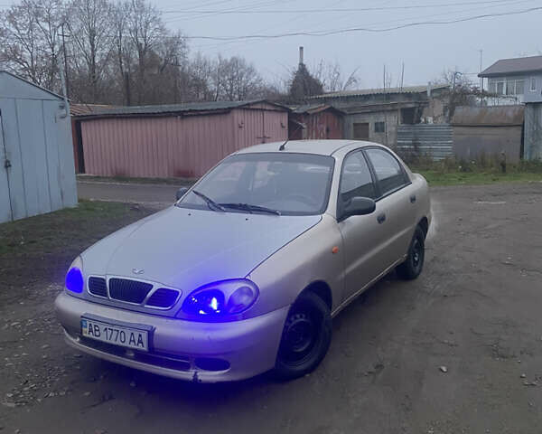 Бежевый Дэу Сенс, объемом двигателя 0 л и пробегом 350 тыс. км за 1250 $, фото 10 на Automoto.ua