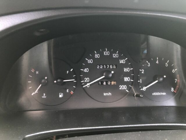 Бежевий Деу Сенс, об'ємом двигуна 1.3 л та пробігом 221 тис. км за 2000 $, фото 5 на Automoto.ua