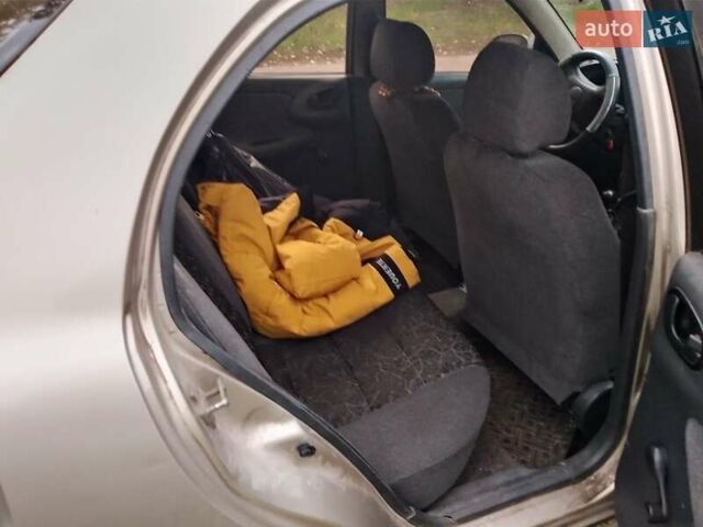 Бежевый Дэу Сенс, объемом двигателя 3 л и пробегом 156 тыс. км за 1500 $, фото 4 на Automoto.ua