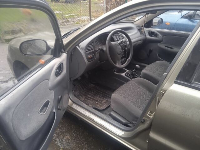 Бежевый Дэу Сенс, объемом двигателя 1.2 л и пробегом 125 тыс. км за 1200 $, фото 1 на Automoto.ua