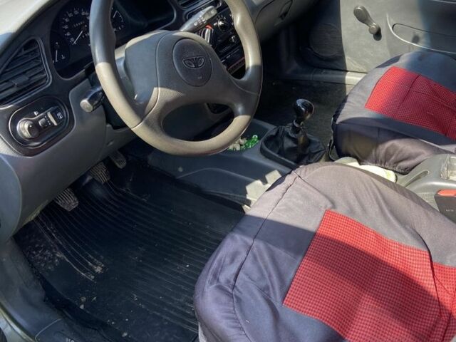 Бежевый Дэу Сенс, объемом двигателя 1.3 л и пробегом 159 тыс. км за 2200 $, фото 2 на Automoto.ua