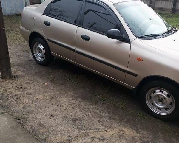 Бежевий Деу Сенс, об'ємом двигуна 1.3 л та пробігом 250 тис. км за 1800 $, фото 10 на Automoto.ua