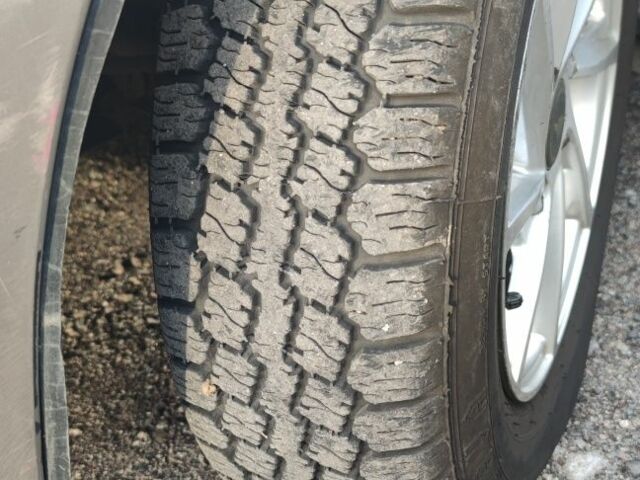 Бежевий Деу Сенс, об'ємом двигуна 1.3 л та пробігом 232 тис. км за 1750 $, фото 5 на Automoto.ua