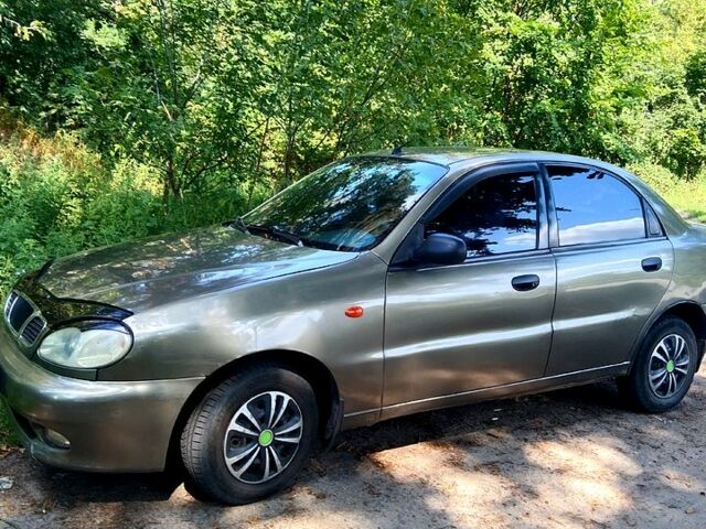 Бежевый Дэу Сенс, объемом двигателя 1.3 л и пробегом 169 тыс. км за 1600 $, фото 6 на Automoto.ua