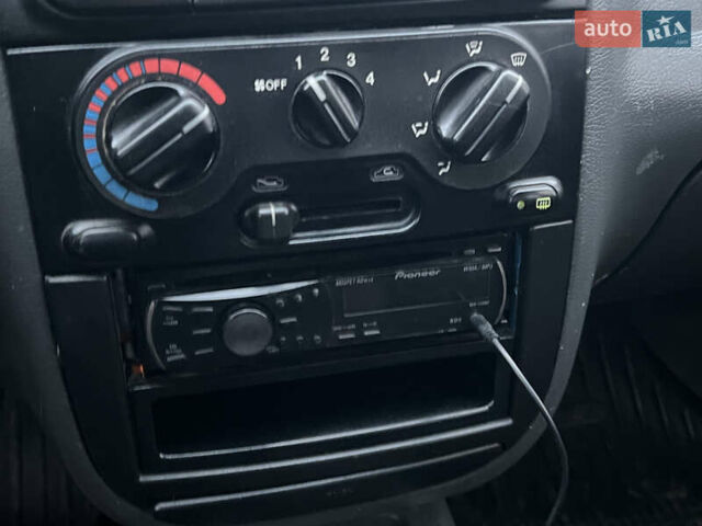 Бежевый Дэу Сенс, объемом двигателя 1.3 л и пробегом 143 тыс. км за 1899 $, фото 21 на Automoto.ua