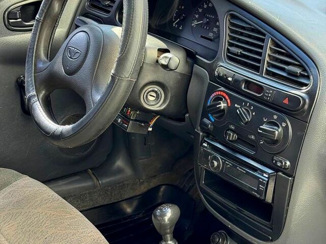 Бежевый Дэу Сенс, объемом двигателя 1.3 л и пробегом 0 тыс. км за 1399 $, фото 6 на Automoto.ua