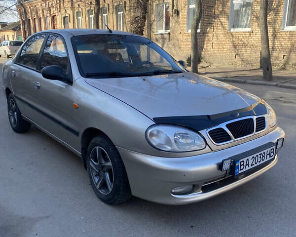 Бежевий Деу Сенс, об'ємом двигуна 1.3 л та пробігом 262 тис. км за 2000 $, фото 2 на Automoto.ua