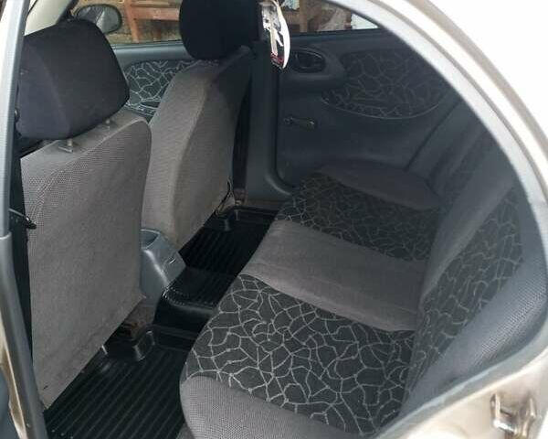 Бежевий Деу Сенс, об'ємом двигуна 1.3 л та пробігом 250 тис. км за 1800 $, фото 6 на Automoto.ua