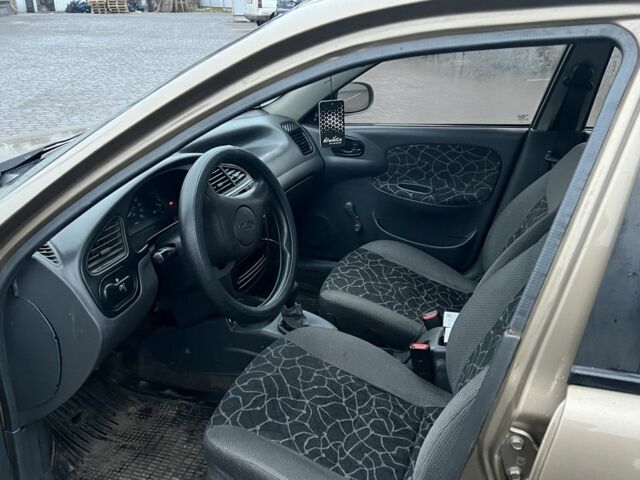 Бежевий Деу Сенс, об'ємом двигуна 1.3 л та пробігом 143 тис. км за 1899 $, фото 12 на Automoto.ua