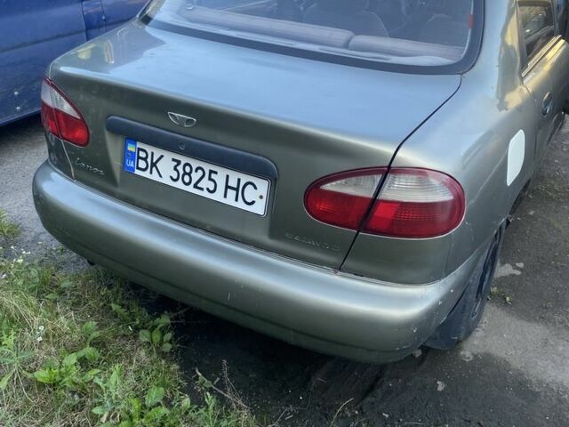 Бежевый Дэу Сенс, объемом двигателя 1.5 л и пробегом 240 тыс. км за 1350 $, фото 5 на Automoto.ua