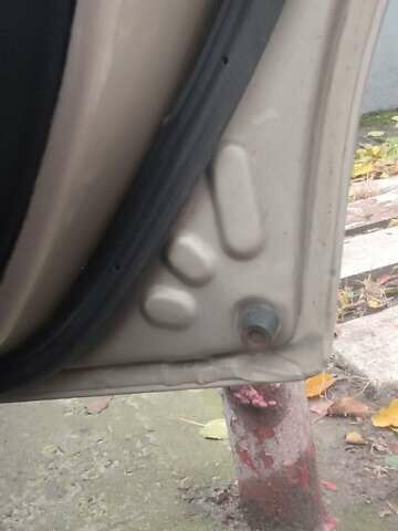 Бежевий Деу Сенс, об'ємом двигуна 1.3 л та пробігом 233 тис. км за 1750 $, фото 5 на Automoto.ua