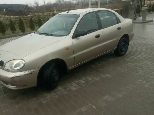 Бежевый Дэу Сенс, объемом двигателя 1.6 л и пробегом 130 тыс. км за 3000 $, фото 1 на Automoto.ua