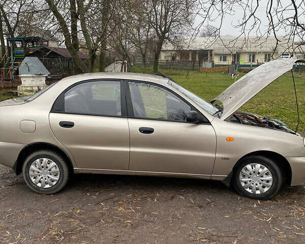 Бежевый Дэу Сенс, объемом двигателя 0 л и пробегом 76 тыс. км за 2050 $, фото 4 на Automoto.ua