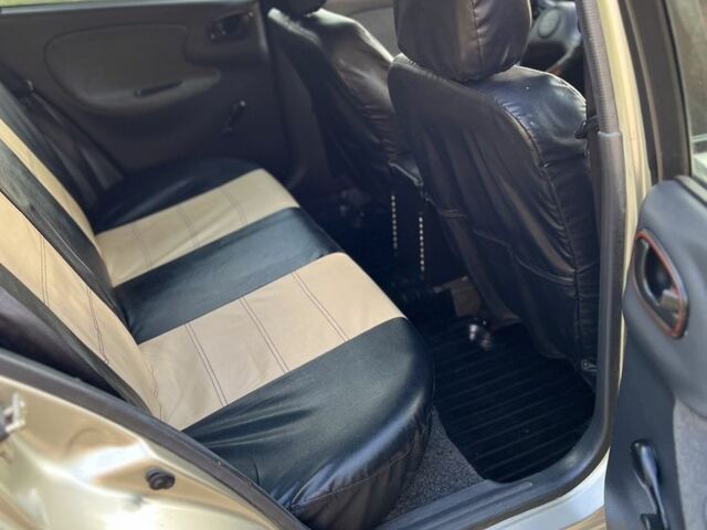 Бежевый Дэу Сенс, объемом двигателя 1.5 л и пробегом 350 тыс. км за 2700 $, фото 9 на Automoto.ua