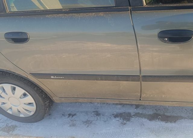 Бежевий Деу Сенс, об'ємом двигуна 1.3 л та пробігом 200 тис. км за 1400 $, фото 4 на Automoto.ua