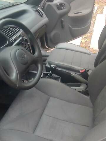 Бежевий Деу Сенс, об'ємом двигуна 1.3 л та пробігом 233 тис. км за 1750 $, фото 10 на Automoto.ua