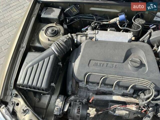 Бежевий Деу Сенс, об'ємом двигуна 1.3 л та пробігом 144 тис. км за 1750 $, фото 21 на Automoto.ua