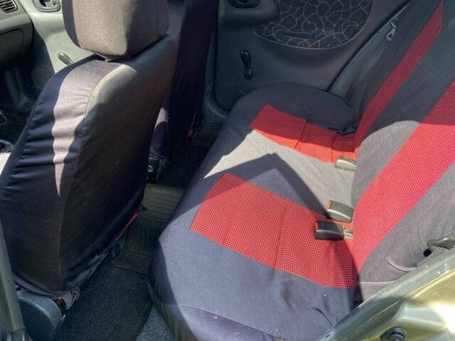 Бежевый Дэу Сенс, объемом двигателя 1.3 л и пробегом 159 тыс. км за 2200 $, фото 4 на Automoto.ua