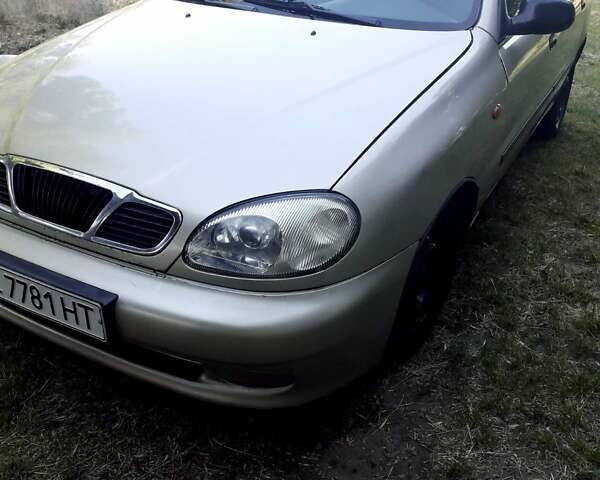 Бежевый Дэу Сенс, объемом двигателя 0 л и пробегом 237 тыс. км за 2200 $, фото 8 на Automoto.ua