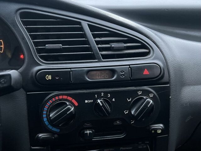 Бежевий Деу Сенс, об'ємом двигуна 1.3 л та пробігом 143 тис. км за 1899 $, фото 17 на Automoto.ua