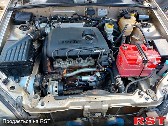 Бежевый Дэу Сенс, объемом двигателя 1.3 л и пробегом 19 тыс. км за 1800 $, фото 5 на Automoto.ua