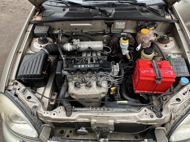 Бежевий Деу Сенс, об'ємом двигуна 0 л та пробігом 300 тис. км за 2400 $, фото 6 на Automoto.ua