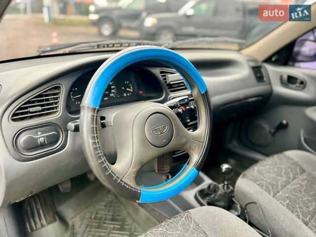 Бежевый Дэу Сенс, объемом двигателя 1.3 л и пробегом 165 тыс. км за 2200 $, фото 23 на Automoto.ua