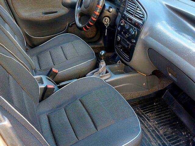 Бежевый Дэу Сенс, объемом двигателя 1.3 л и пробегом 19 тыс. км за 1800 $, фото 6 на Automoto.ua