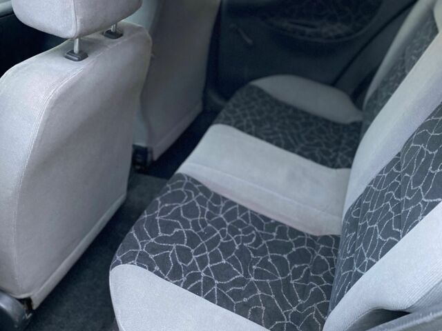 Бежевий Деу Сенс, об'ємом двигуна 1.3 л та пробігом 147 тис. км за 1300 $, фото 5 на Automoto.ua