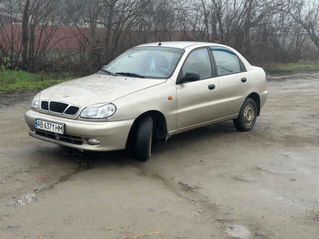 Бежевый Дэу Сенс, объемом двигателя 0 л и пробегом 250 тыс. км за 1050 $, фото 2 на Automoto.ua