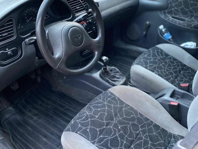 Бежевий Деу Сенс, об'ємом двигуна 1.3 л та пробігом 147 тис. км за 1300 $, фото 4 на Automoto.ua