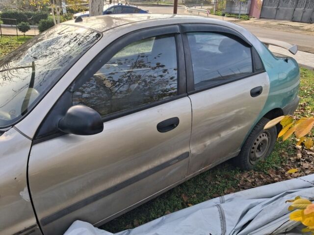 Бежевий Деу Сенс, об'ємом двигуна 1.5 л та пробігом 320 тис. км за 832 $, фото 4 на Automoto.ua