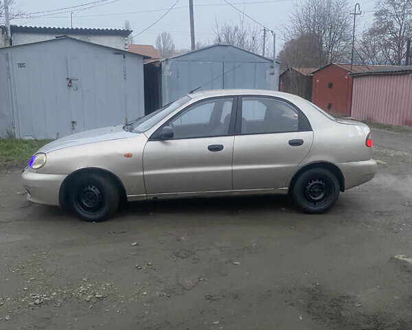 Бежевый Дэу Сенс, объемом двигателя 0 л и пробегом 350 тыс. км за 1250 $, фото 9 на Automoto.ua