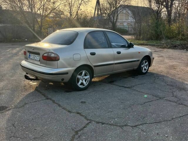 Бежевый Дэу Сенс, объемом двигателя 1.5 л и пробегом 200 тыс. км за 2200 $, фото 4 на Automoto.ua