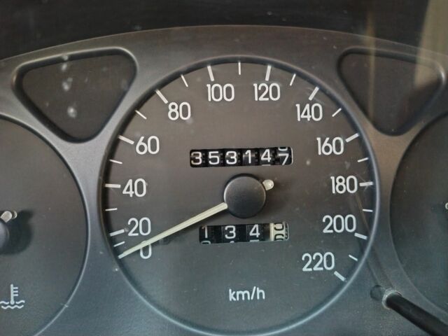 Бежевий Деу Сенс, об'ємом двигуна 1.5 л та пробігом 353 тис. км за 1700 $, фото 10 на Automoto.ua