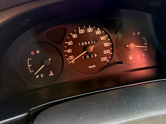 Бежевый Дэу Сенс, объемом двигателя 1.3 л и пробегом 188 тыс. км за 2400 $, фото 9 на Automoto.ua