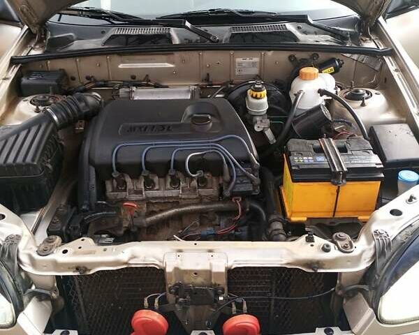 Бежевий Деу Сенс, об'ємом двигуна 1.3 л та пробігом 250 тис. км за 1800 $, фото 1 на Automoto.ua