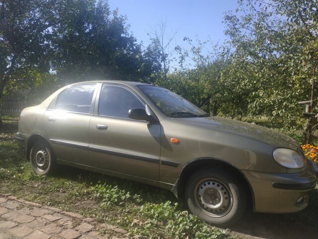 Бежевий Деу Сенс, об'ємом двигуна 1.5 л та пробігом 180 тис. км за 110000 $, фото 1 на Automoto.ua