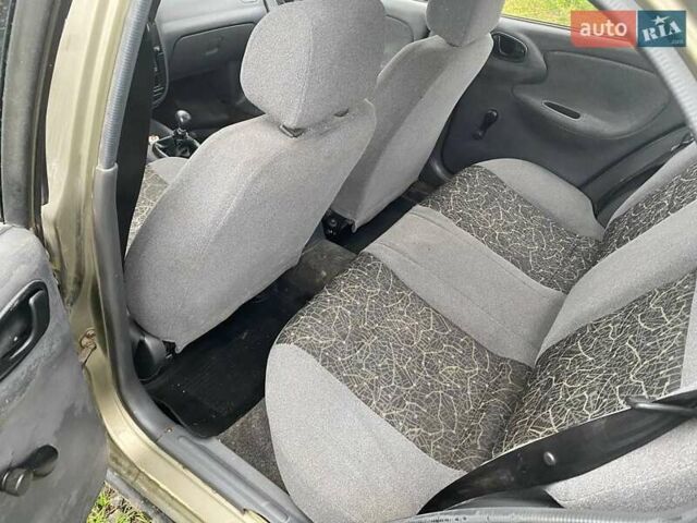 Бежевий Деу Сенс, об'ємом двигуна 1.3 л та пробігом 230 тис. км за 1300 $, фото 14 на Automoto.ua