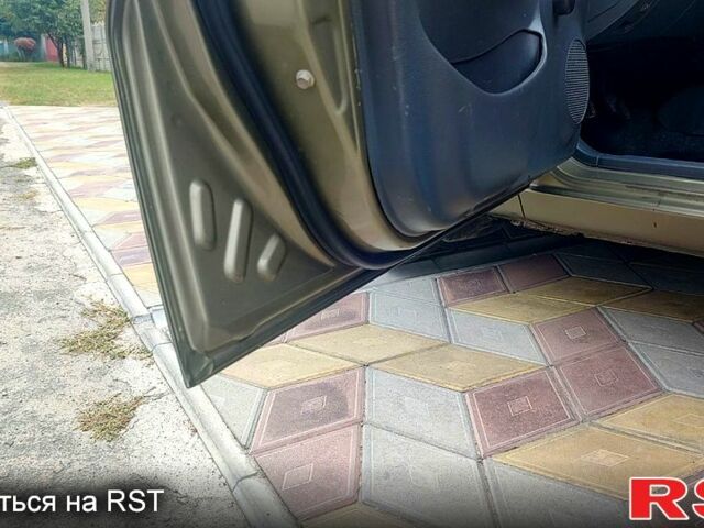 Бежевий Деу Сенс, об'ємом двигуна 1.3 л та пробігом 143 тис. км за 2450 $, фото 1 на Automoto.ua