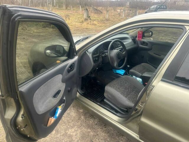 Бежевый Дэу Сенс, объемом двигателя 1.5 л и пробегом 265 тыс. км за 1999 $, фото 16 на Automoto.ua