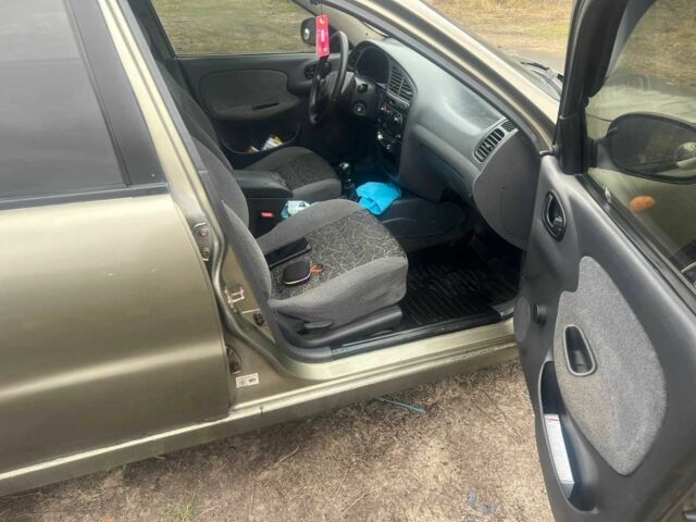 Бежевый Дэу Сенс, объемом двигателя 1.5 л и пробегом 265 тыс. км за 1999 $, фото 14 на Automoto.ua