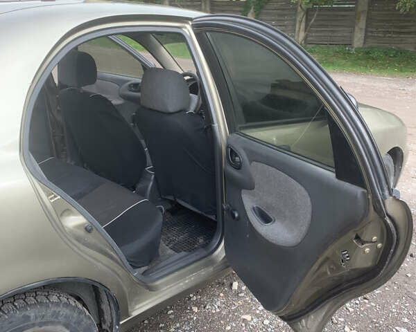 Бежевый Дэу Сенс, объемом двигателя 0 л и пробегом 183 тыс. км за 1300 $, фото 10 на Automoto.ua