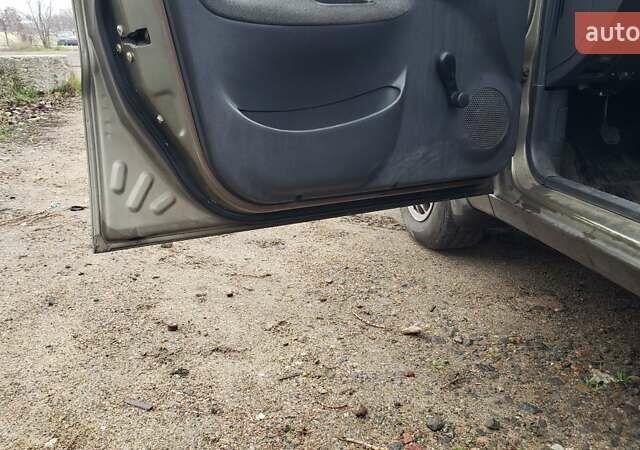 Бежевый Дэу Сенс, объемом двигателя 1.3 л и пробегом 158 тыс. км за 2600 $, фото 6 на Automoto.ua