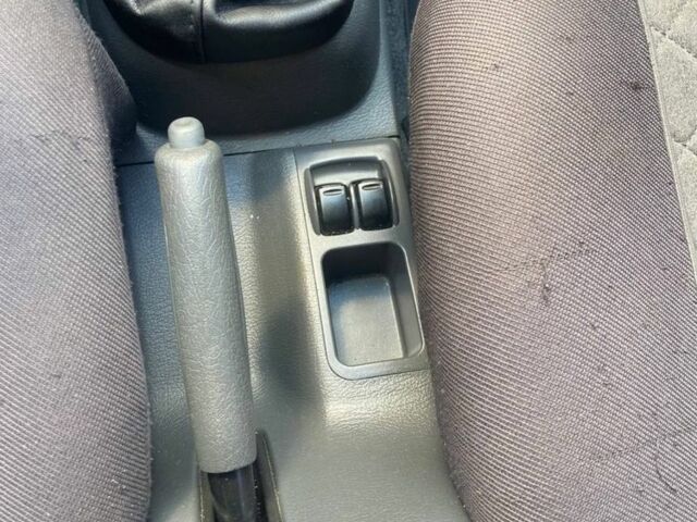 Бежевый Дэу Сенс, объемом двигателя 1.6 л и пробегом 220 тыс. км за 2300 $, фото 6 на Automoto.ua