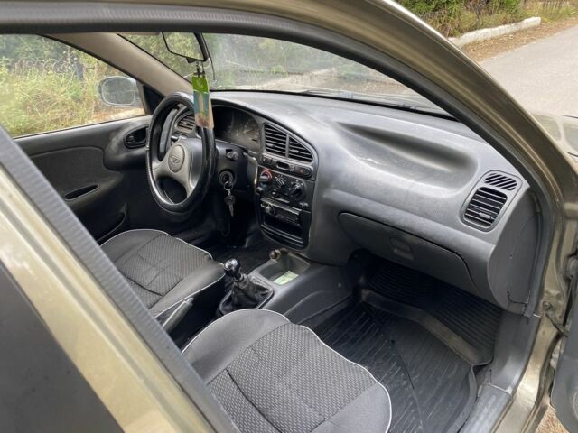 Бежевый Дэу Сенс, объемом двигателя 1.5 л и пробегом 300 тыс. км за 1700 $, фото 18 на Automoto.ua