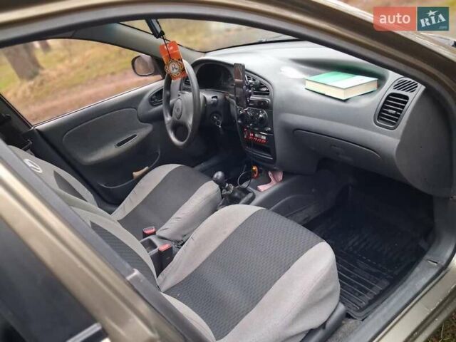 Бежевый Дэу Сенс, объемом двигателя 1.3 л и пробегом 194 тыс. км за 1500 $, фото 5 на Automoto.ua